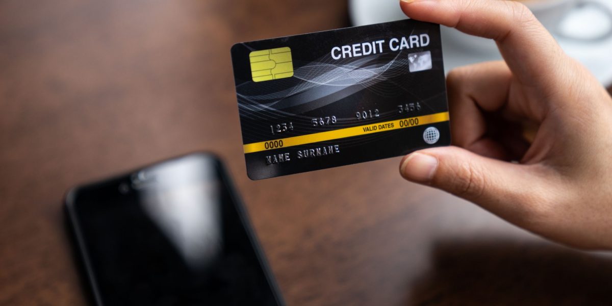 What is the Eligibility to Apply for a Credit Card?